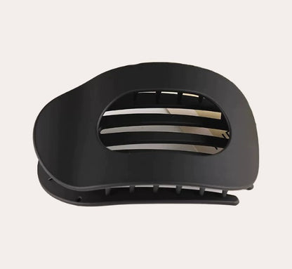 Luneya – Minimalist Flat Hair Clips for Everyday Elegance