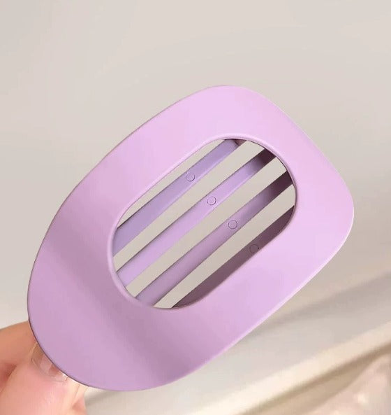 Luneya – Minimalist Flat Hair Clips for Everyday Elegance